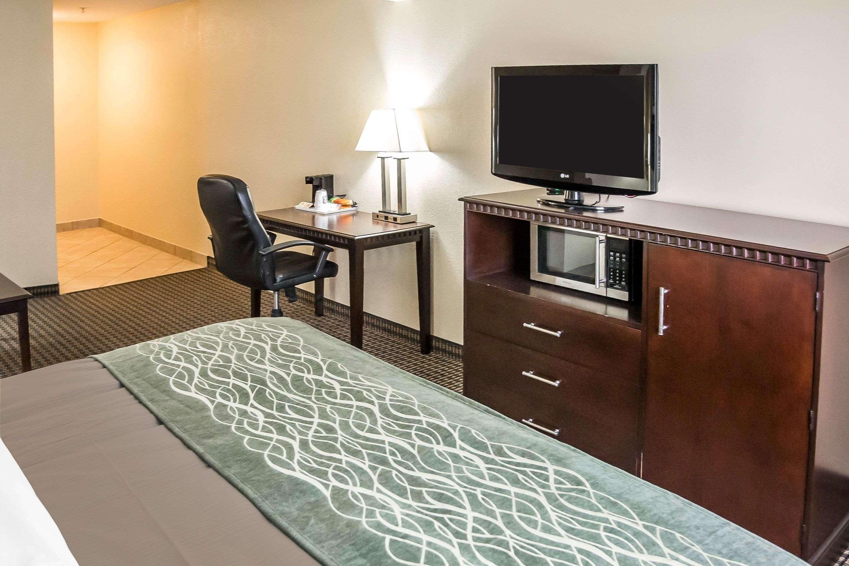 Econo Lodge Inn & Suites Monroe Eksteriør billede