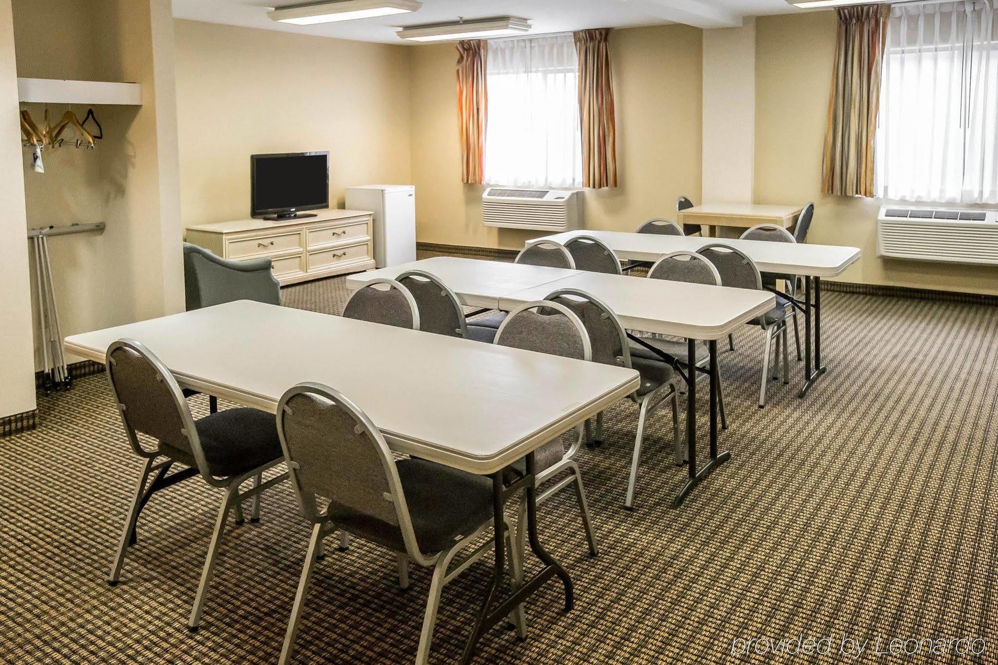 Econo Lodge Inn & Suites Monroe Eksteriør billede